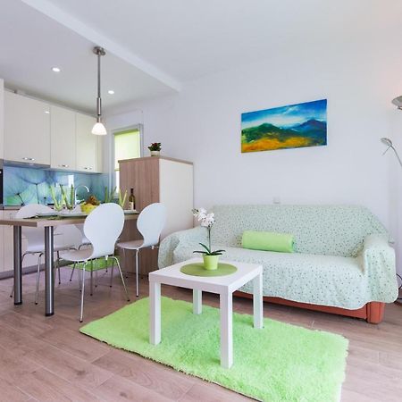 Apartment Close To Krk Town Centre Exterior photo