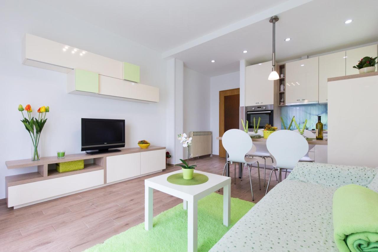 Apartment Close To Krk Town Centre Exterior photo